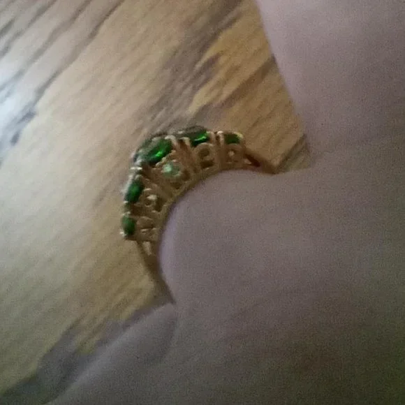 Beautiful chrome diopside ring - Picture 8 of 12